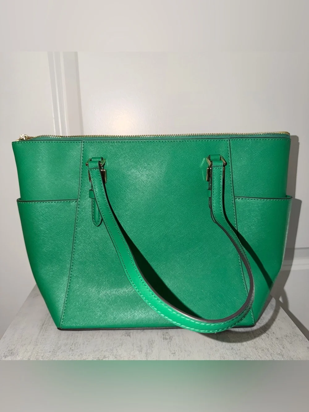 Michael Kors Charlotte Large Leather Top-Zip Tote Bag in Palmetto Green